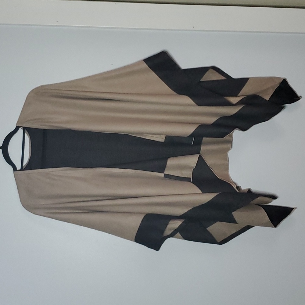 Simply Noelle Tan Black Shawl Ruana Wrap